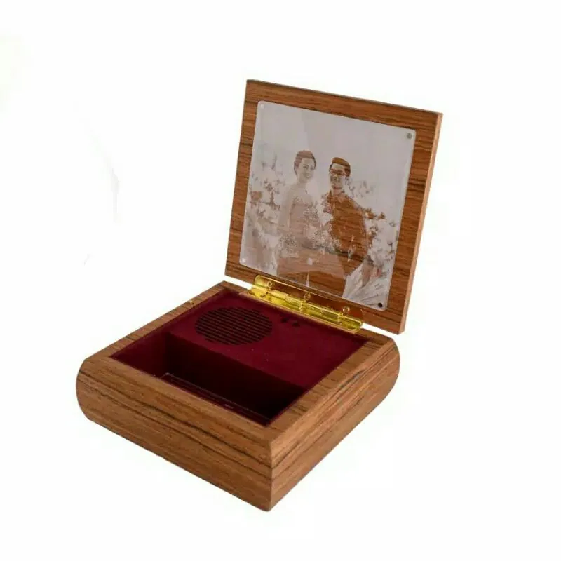 Kotak Musik Kayu Teak Besar MP3